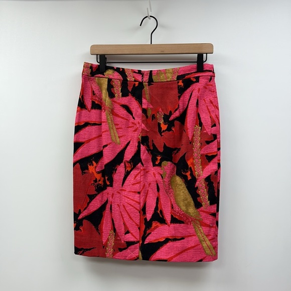 NWT J. Crew Tropical Floral Textured Knit Pencil Skirt Boho Pink 4P - Picture 4 of 9